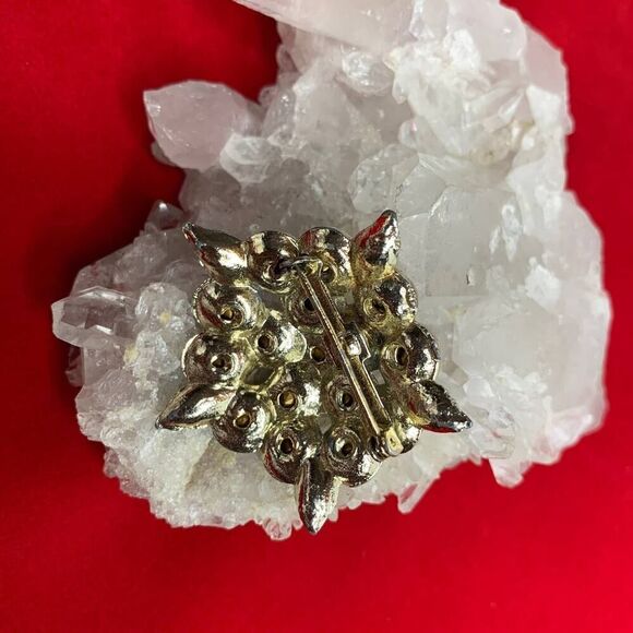 Rich Red, Purple, and Emerald Green Crystal brooch, Vintage - Picture 2 of 4